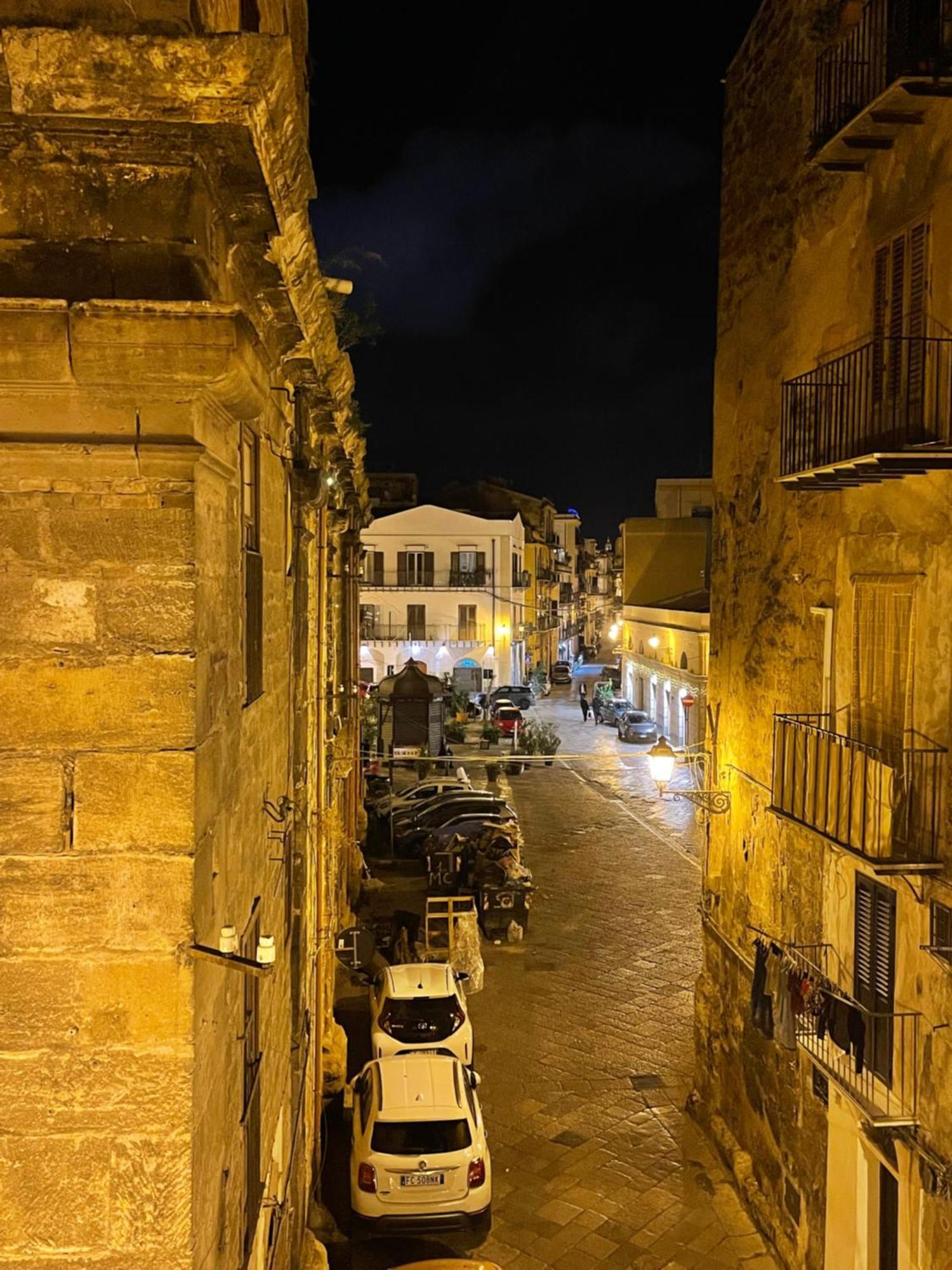 Shallah Apartment Nel Cuore Del Centro Storico Di Palermo Exterior foto